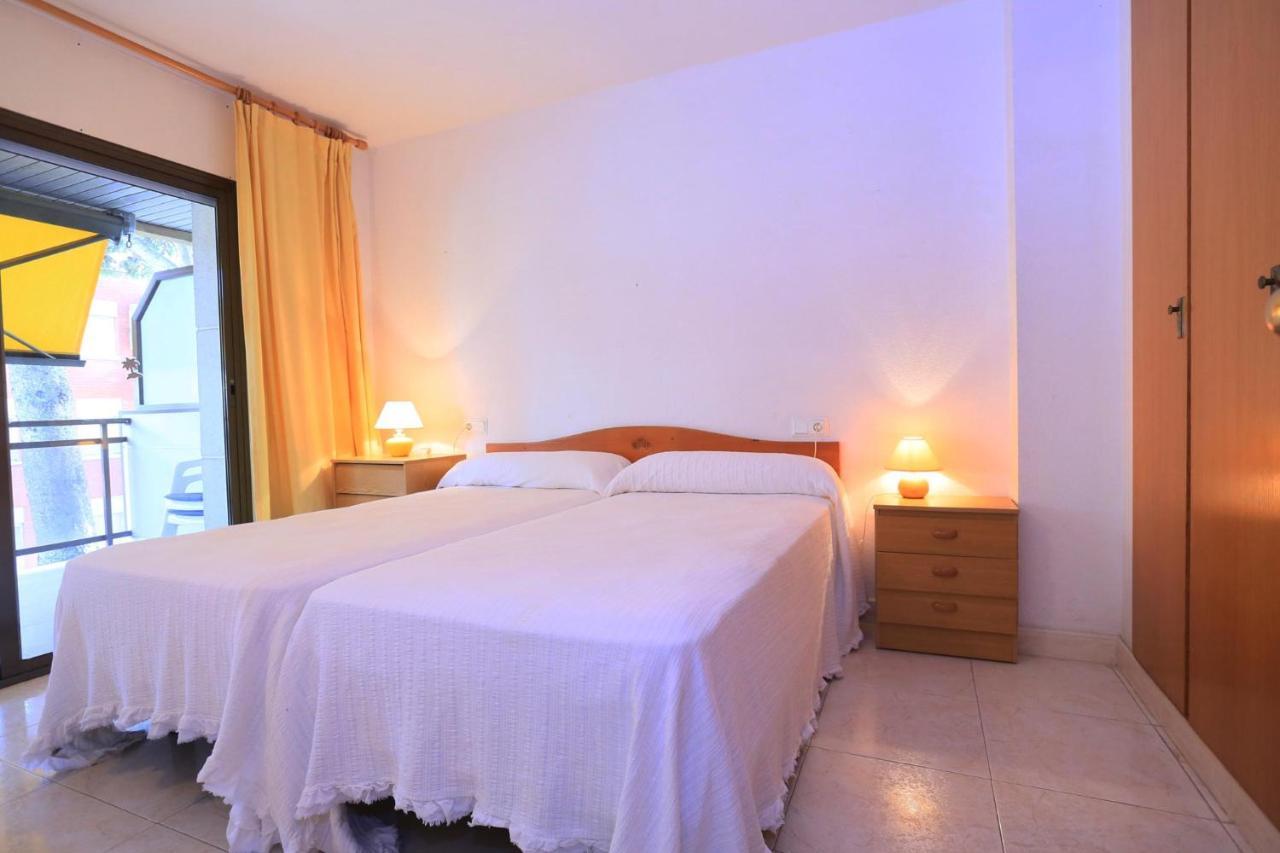 Txingudi - Only Families Apartment Cambrils Luaran gambar